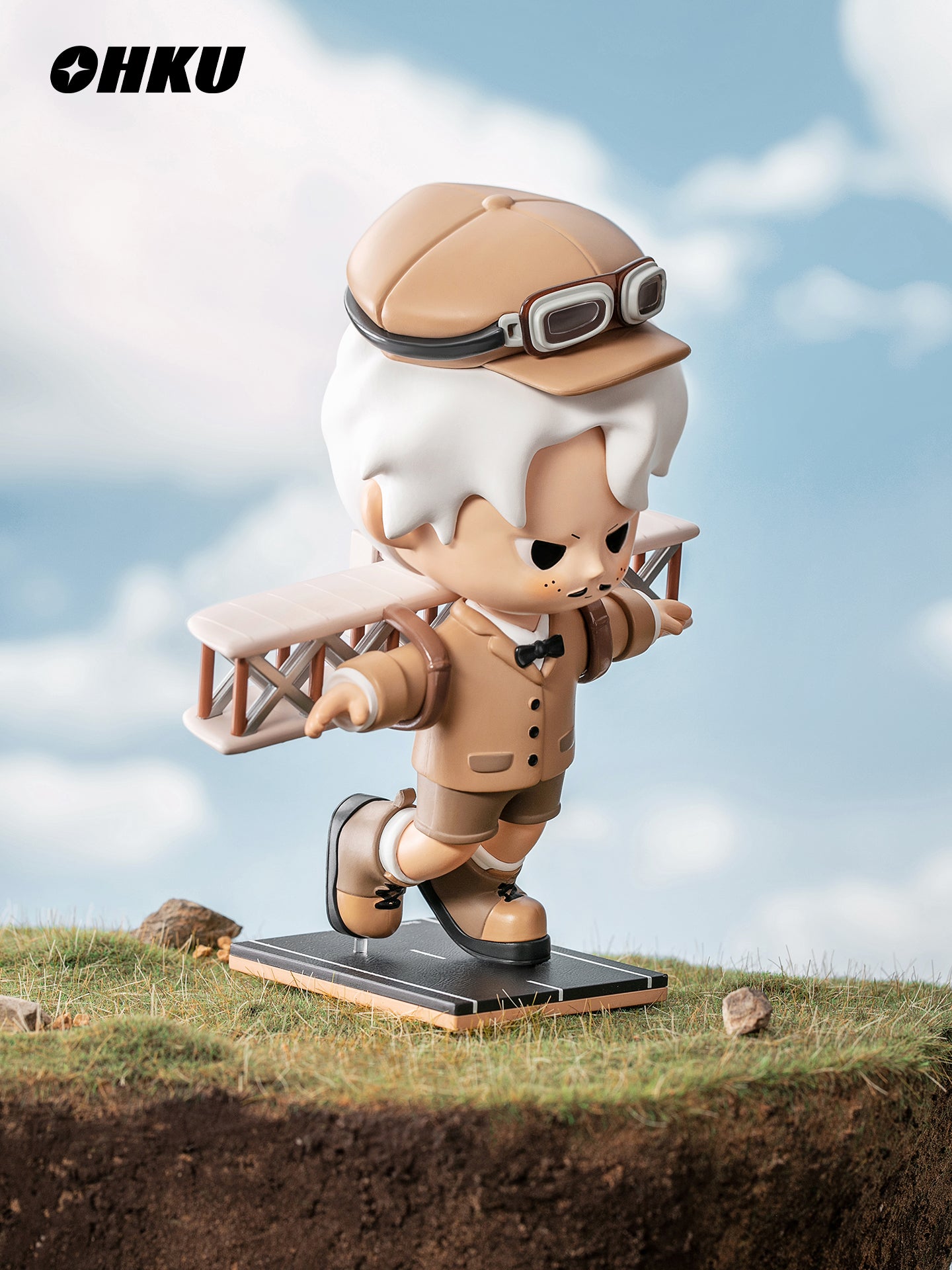 OHKU Dream BOY Flyer Figurine