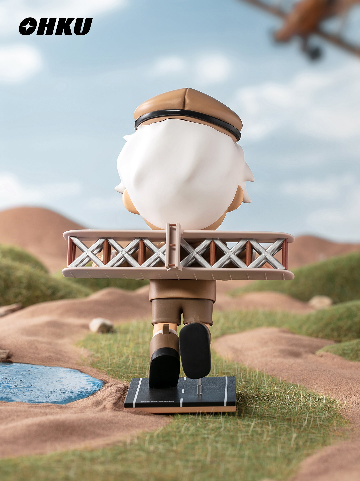 OHKU Dream BOY Flyer Figurine